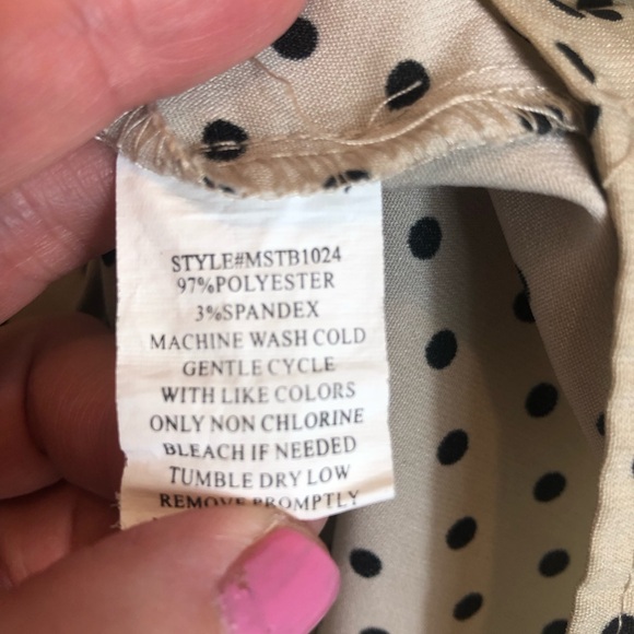 Notations Long Sleeve with Roll Tab  Button Down Blouse. Polka Dot Size XL - Picture 6 of 9